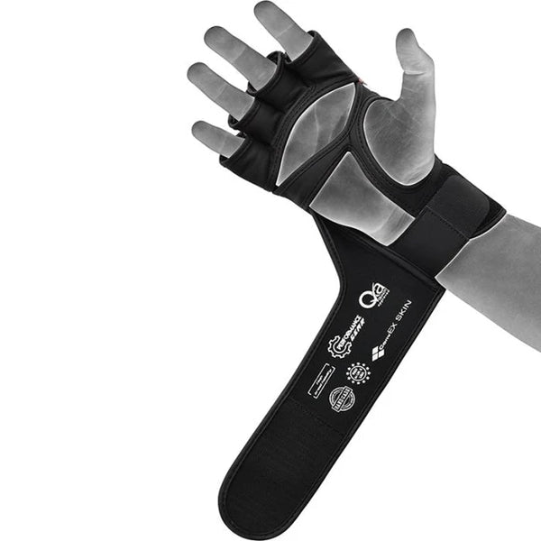 RDX Grappling Handskar AURA PLUS T-17 - Svart/Guld