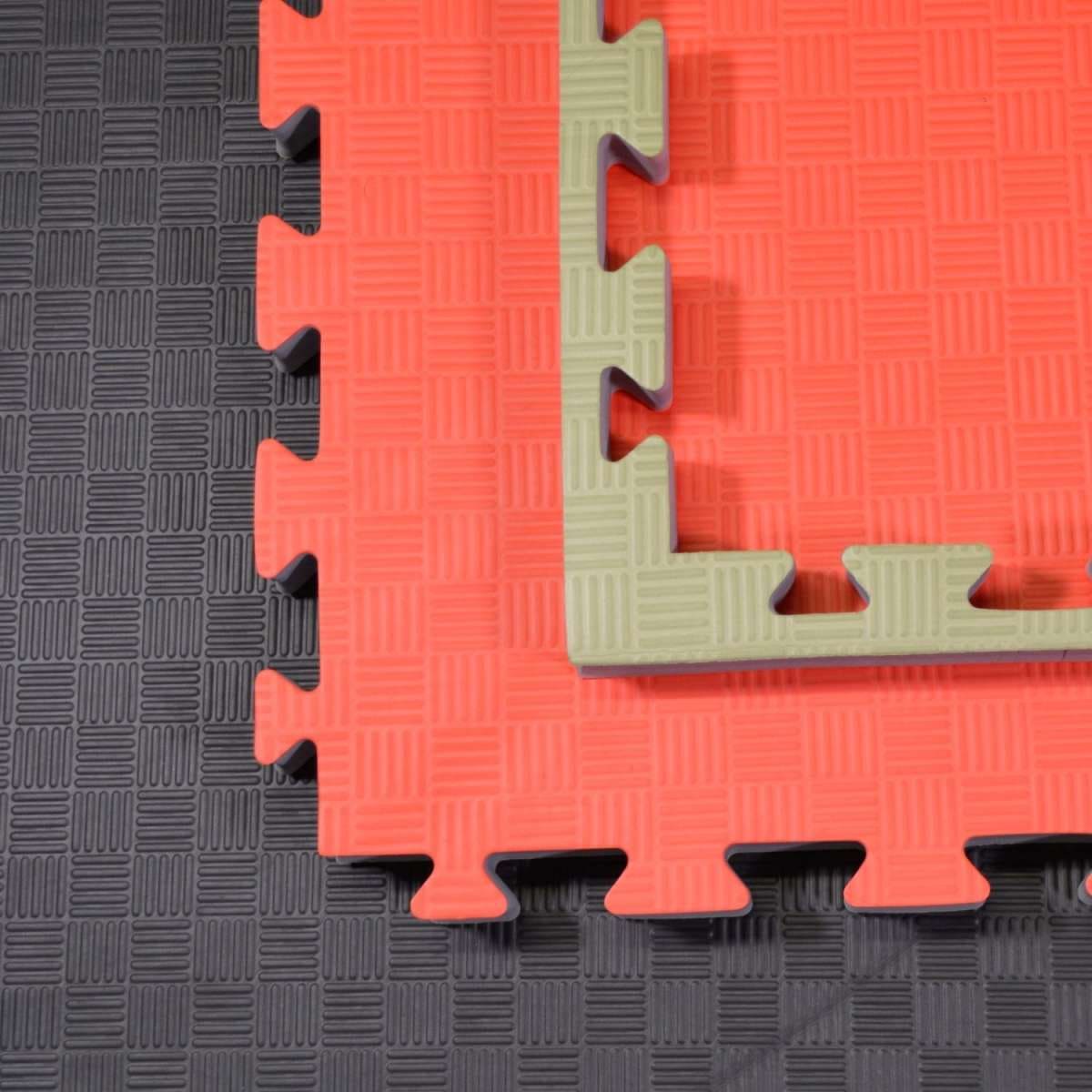 Phoenix Judomattor - Röd/Grön, rutigt mönster, 100x100x4 cm