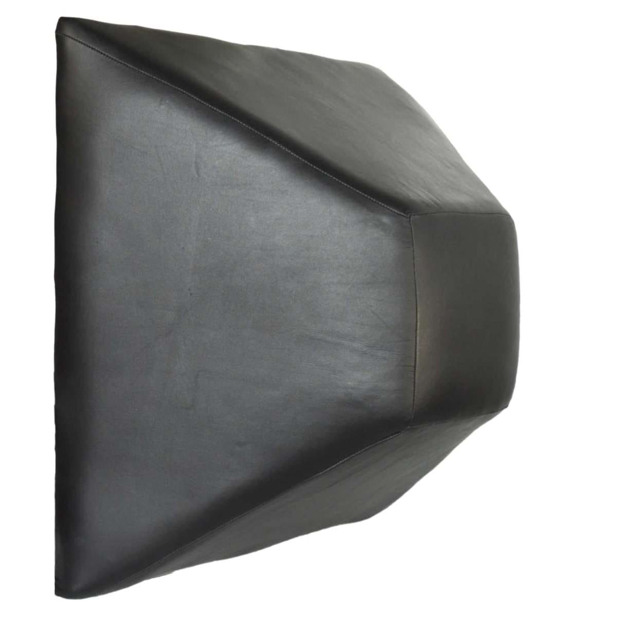 Phoenix Pyramid Pad, väggmonterad, 50x50x20 cm