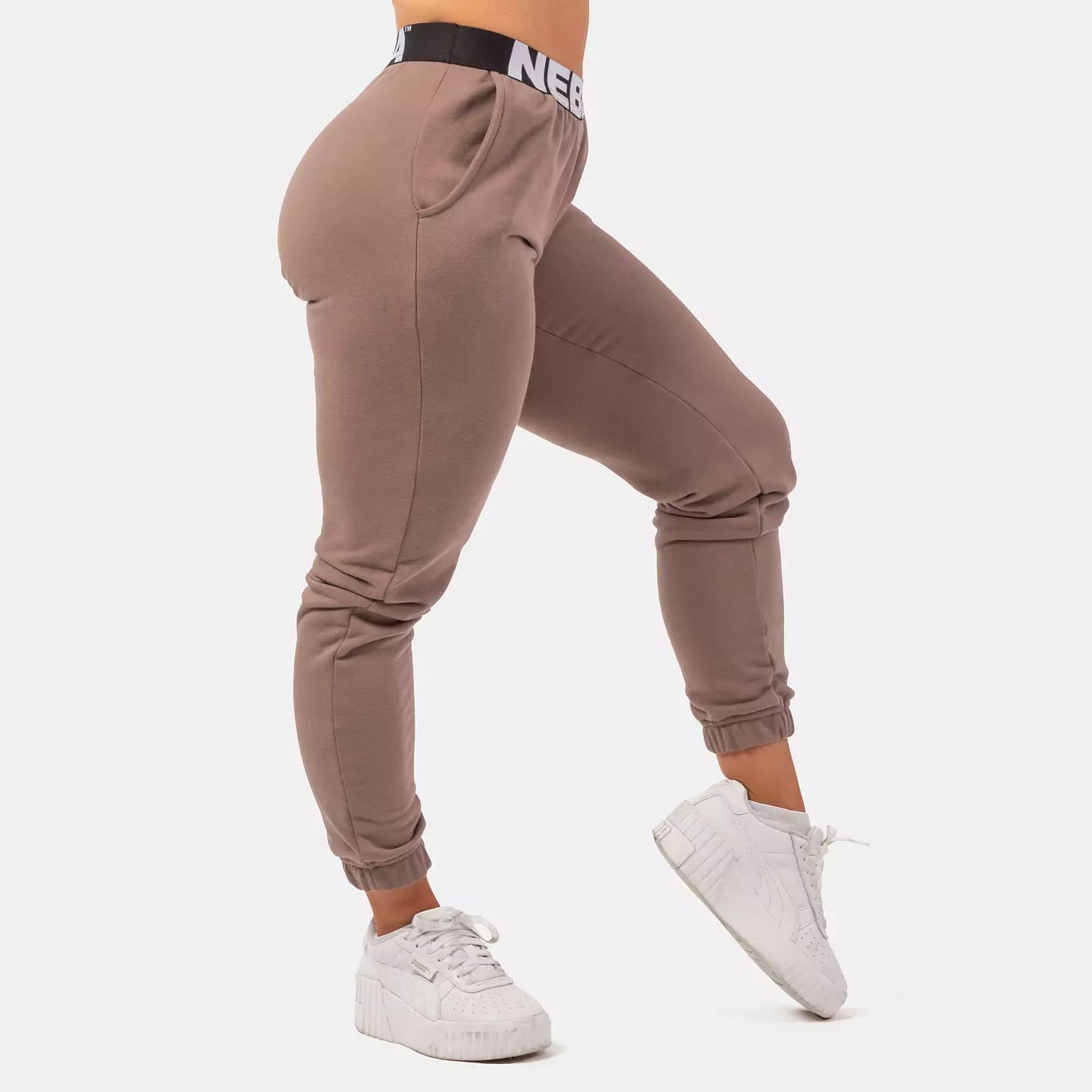 Nebbia Ikoniska Mid-Waist Sweatpants - Brun
