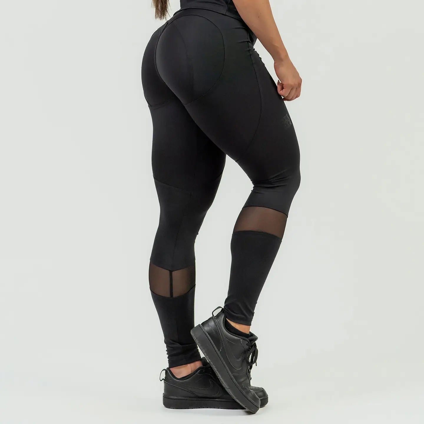 Nebbia Högmidjade Push-Up Leggings - Svart