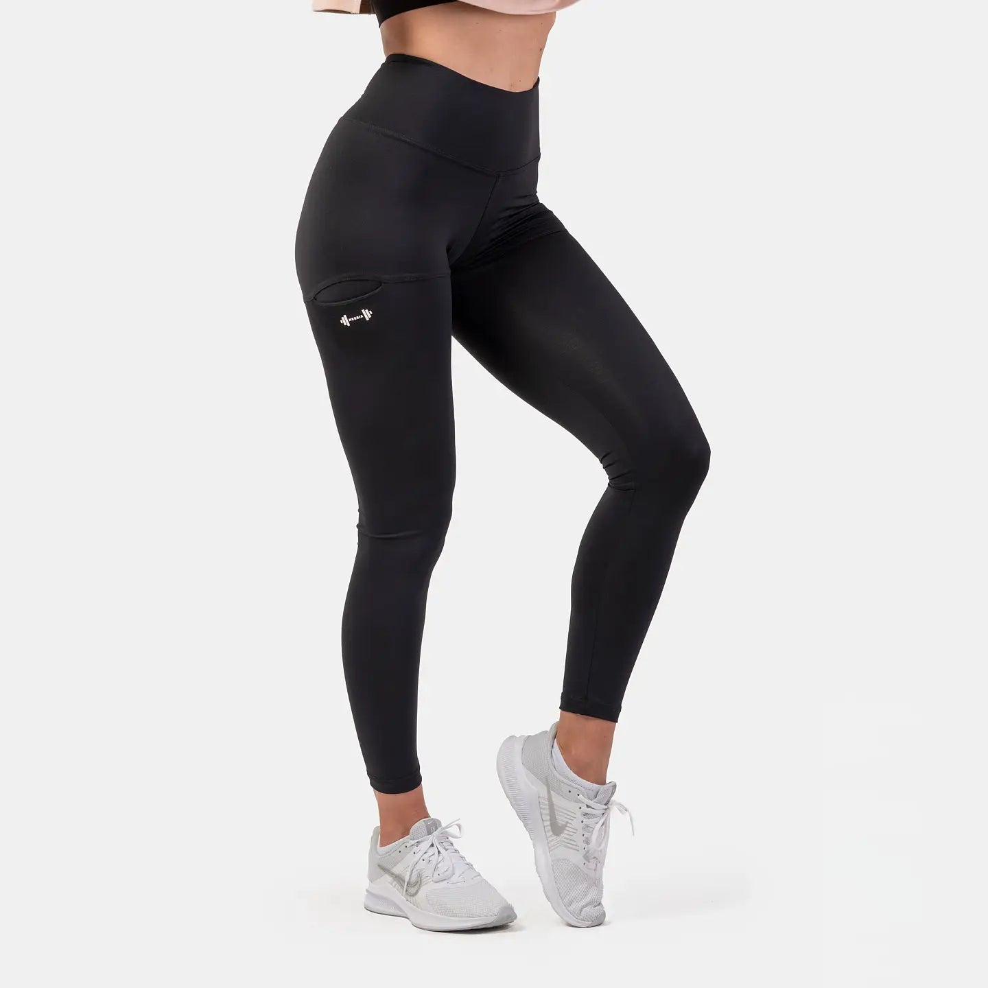 Nebbia Aktiva Högmidjade Smart Pocket Leggings - Svart
