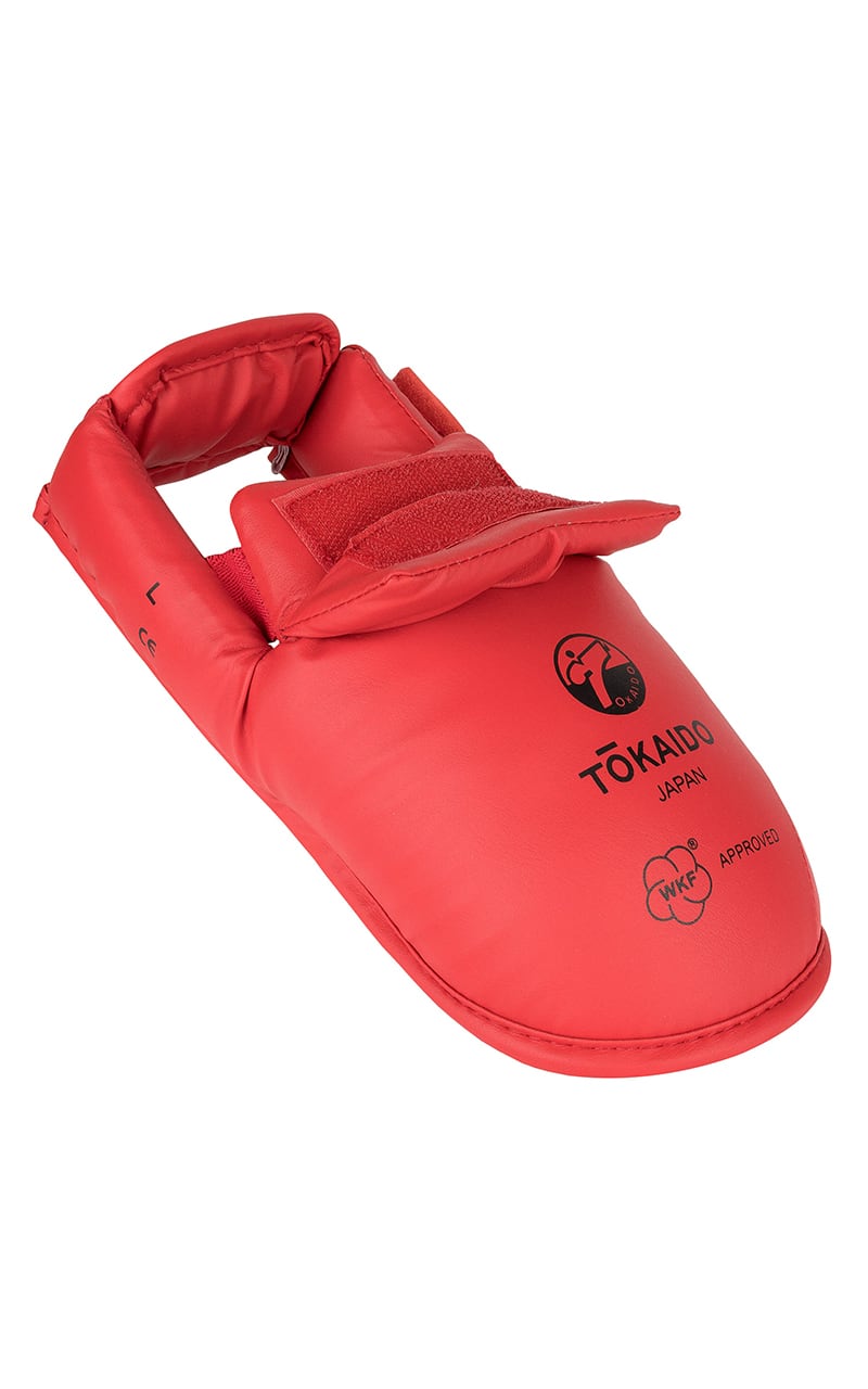TOKAIDO Karate fotskydd, WKF, med kardborrebrand